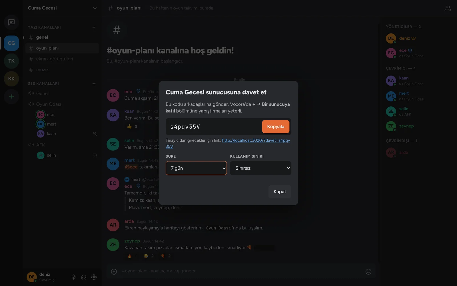 Sunucuya davet penceresi: kopyalanabilir davet kodu, süre ve kullanım sınırı seçenekleri.